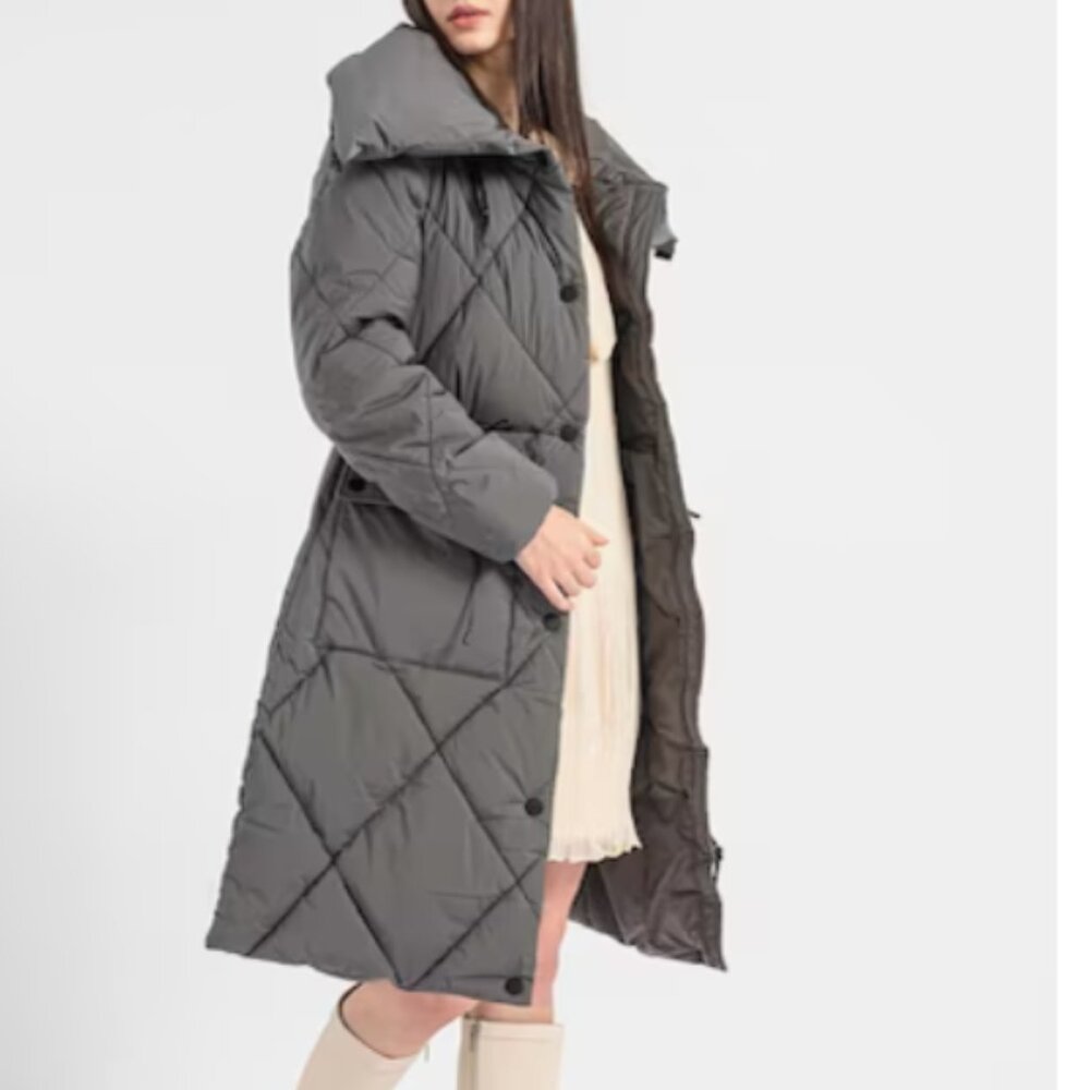 NWT DKNY Pillow Collar Diamond Quilt Long Puffer jacket with oversized - Picture 6 of 13